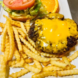 Fiery Beef Burger 1/2lbs & Fries